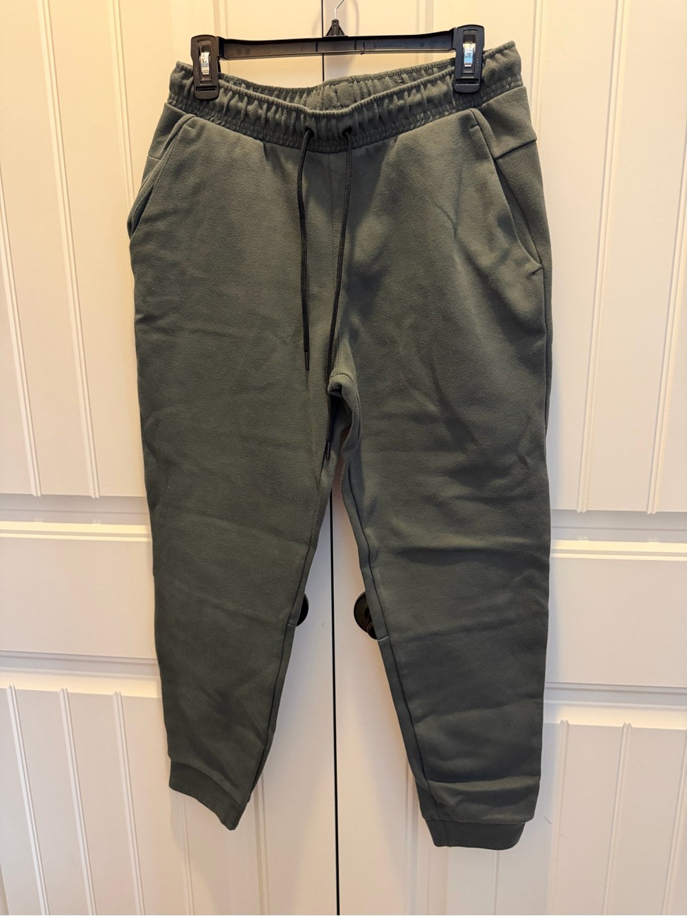 Men's Drawstring Olive Jogger Sweatpants